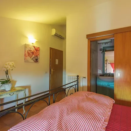 Pensión Di Casalmustia 2*